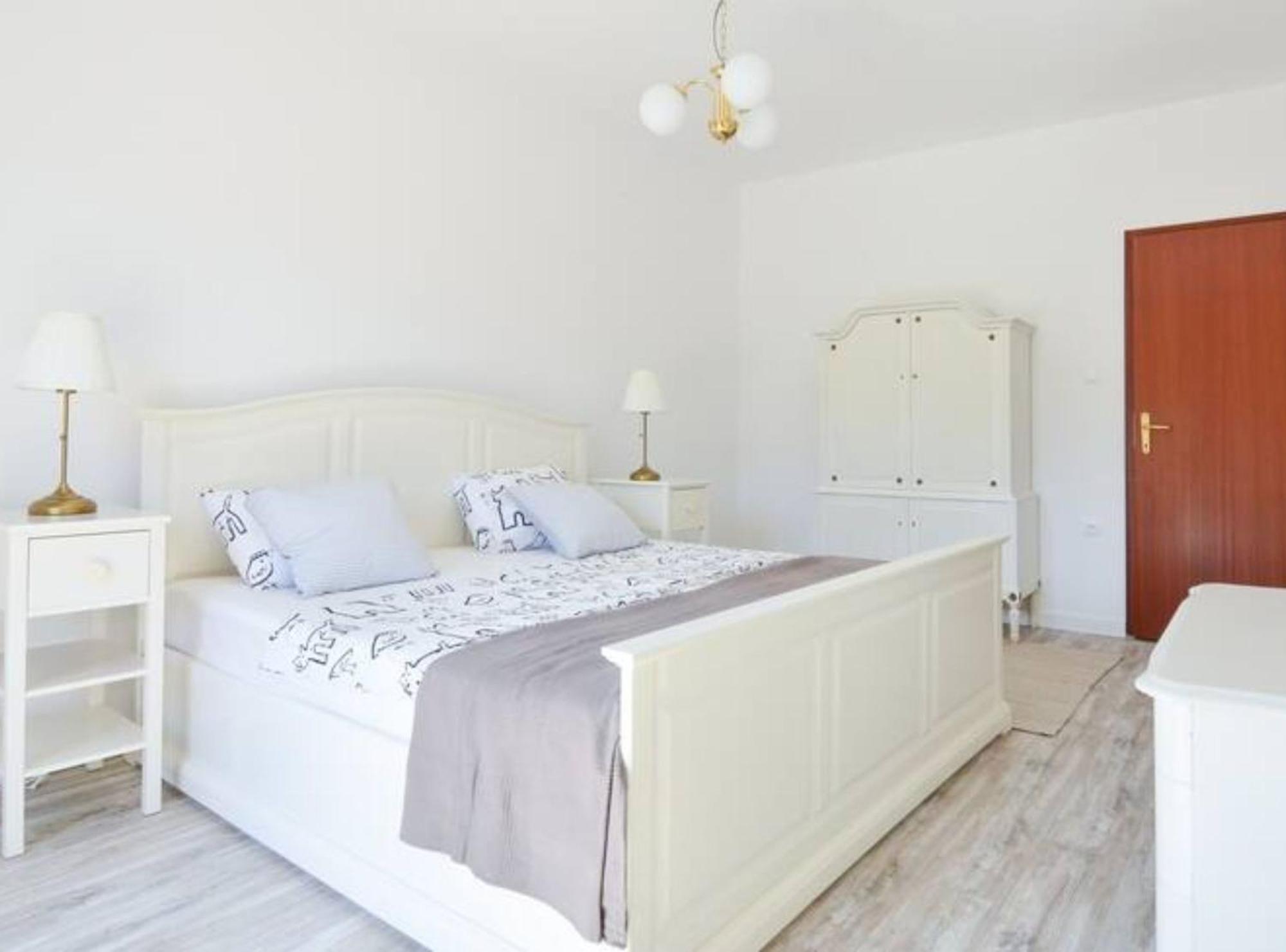Apartment Villa Troskot 皮罗瓦茨 外观 照片
